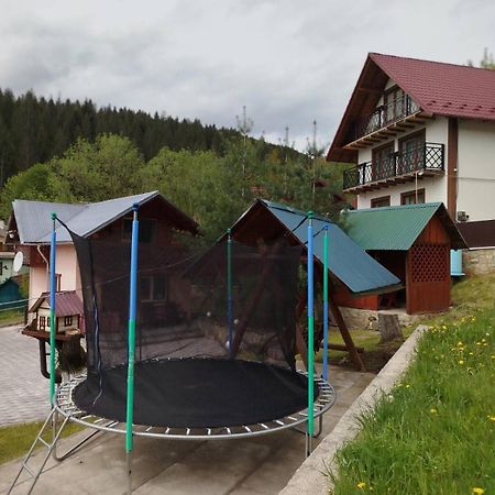 Holiday Home Melodiya Karpat Iaremcea Exterior foto
