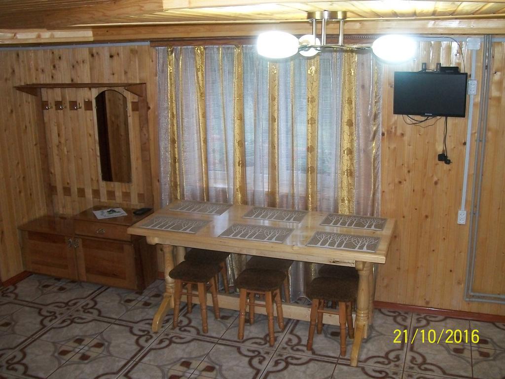 Holiday Home Melodiya Karpat Iaremcea Exterior foto